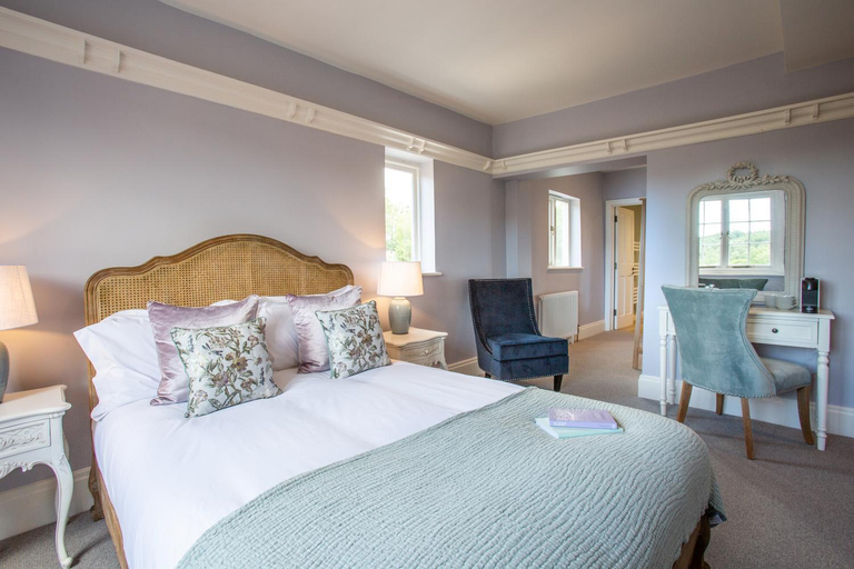 Bedroom, The Grange, Worcestershire
