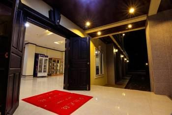 Others 4, Xaychaleurn Hotel, Vientiane