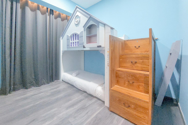 Bedroom 2, Spacious Comfy 3BR at M-Town Signature By Travelio, Tangerang