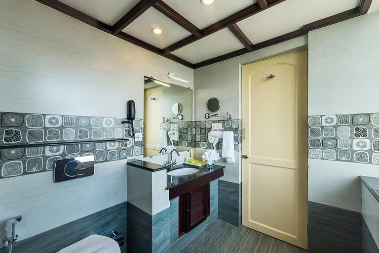 Bathroom 3, The Ruby Arena, Thiruvananthapuram