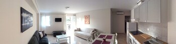 Others 4, UrbanStay, Attica