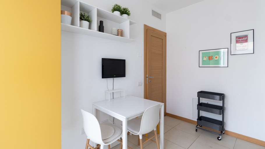 Others 5, Italianway Comfort - Imperia 43, Milano