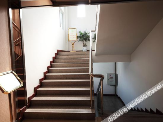 Others 5, Cuiyuan Business Hotel, Shiyan