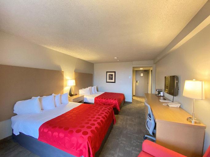 Bedroom 4, Penticton Lakeside Resort, Okanagan-Similkameen