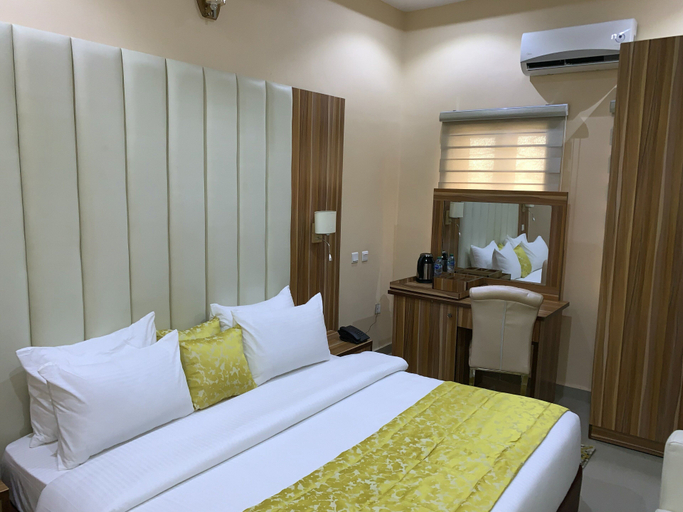 Others 3, Great Ville Hotel, Mainland