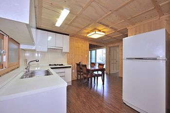 Others 5, Yejik Hanok Pension, Yongin