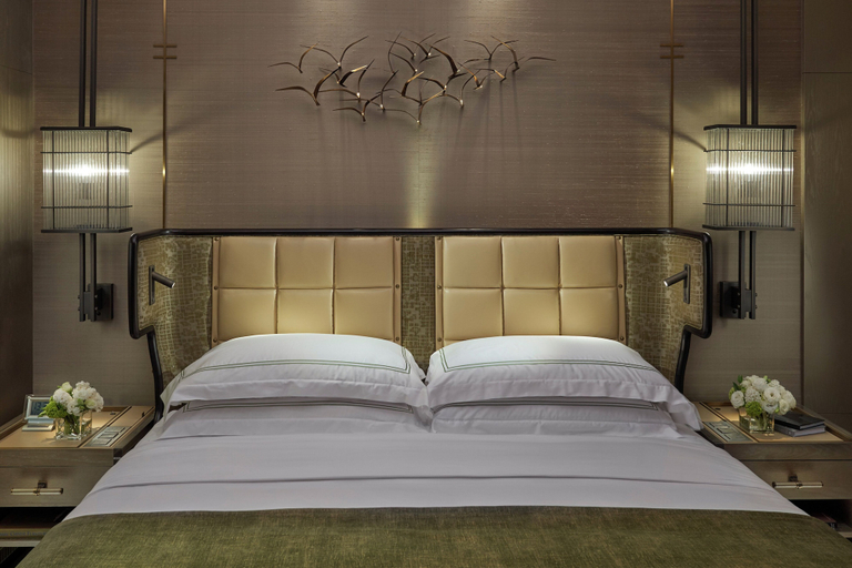 Bedroom 4, Mandarin Oriental The Landmark, Hong Kong, Hong Kong Island