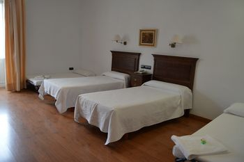 Others 4, Hotel Albarragena, Cáceres