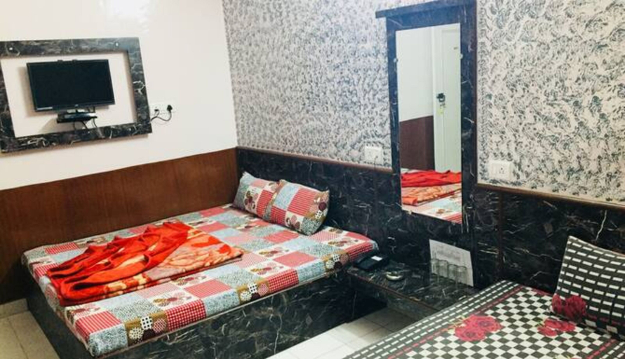 Bedroom 1, Goroomgo Bajrang Paharganj New Delhi, Delhi