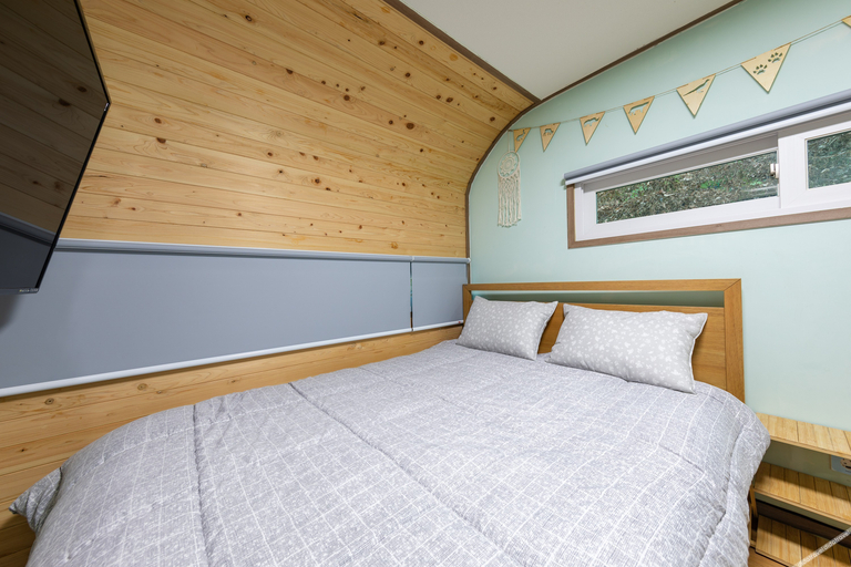 Bedroom 2, Jade Byeolbit Caravan, Gapyeong