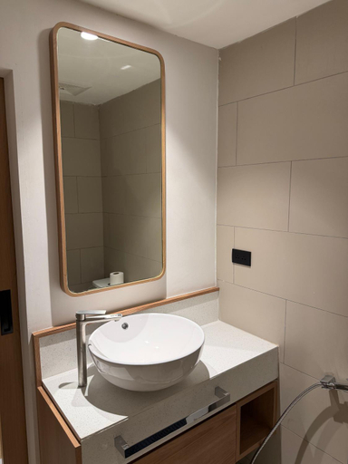 Bathroom, 611 Hotel, Muang Phetchaburi