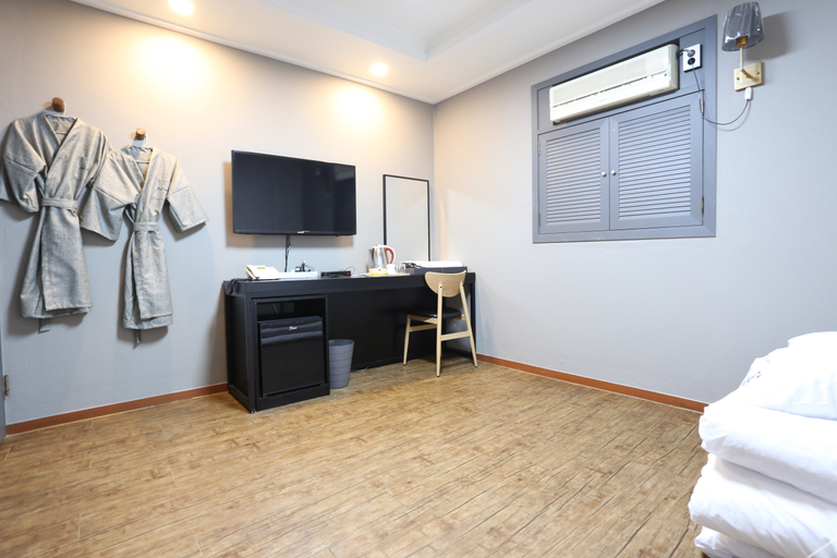 Bedroom 2, Hongcheon Alps, Hongcheon