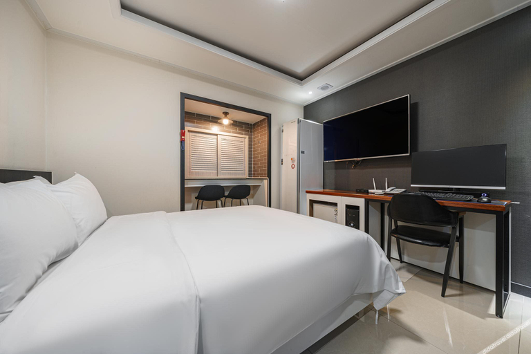 Bedroom 4, Hwagok CL Hotel, Gangseo
