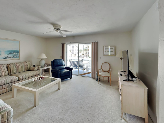 Others 5, Royal Pelican 173 by Distinctive Beach Rentals, Lee