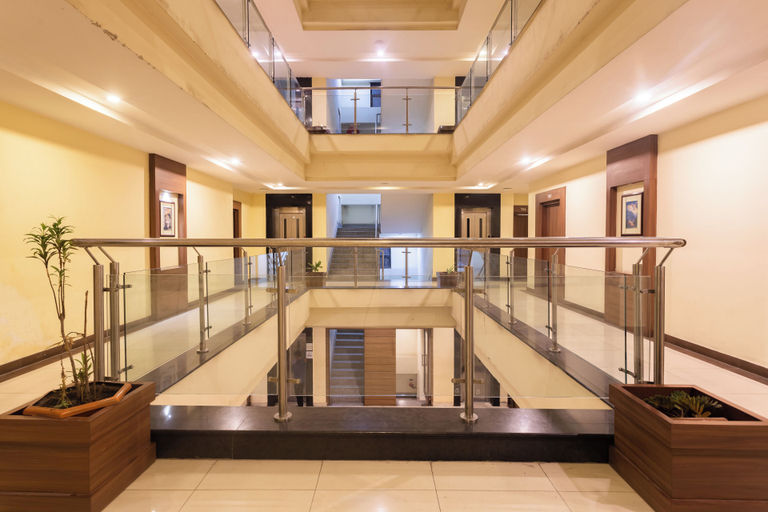 Public Area, Hotel Verandah, Koshi