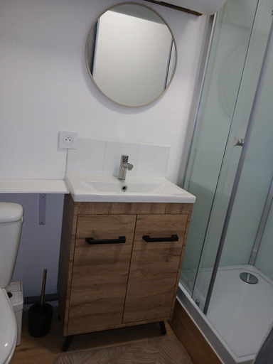 Bathroom 3, Domaine de Lasfonds, Aveyron