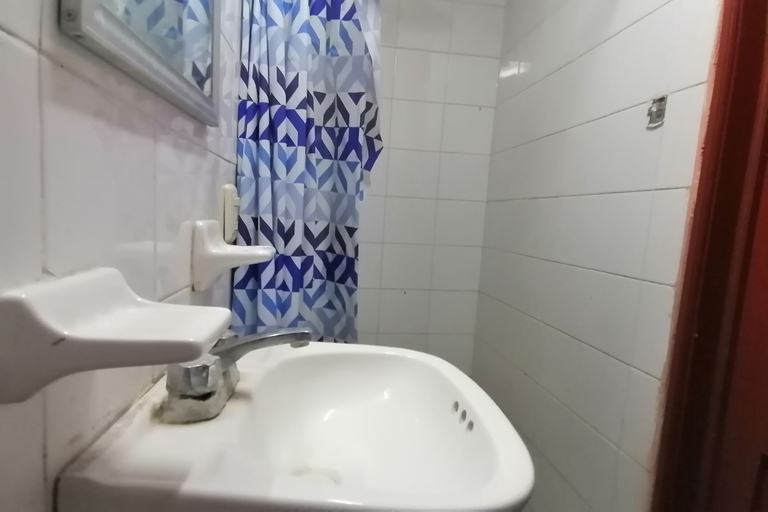 Bathroom 3, Hotel Margarita, Mérida