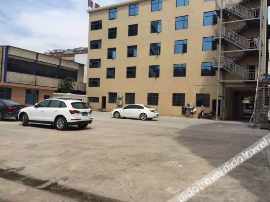 Hotel Exterior 5, Wuxue Hongjiu Business Hotel, Huanggang