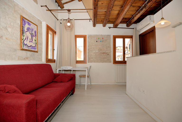 Others 3, Casa dea corte apartment, Venezia