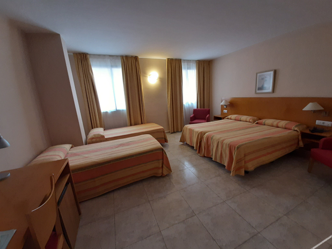 Bedroom 3, Hotel Rostits, Castellón
