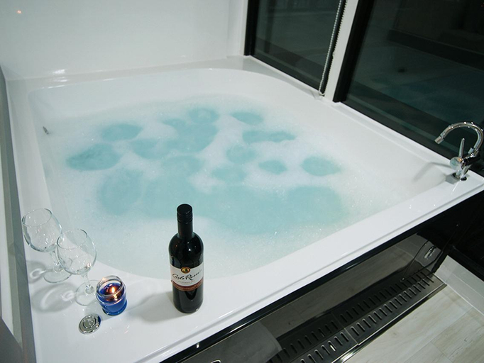 Bathroom 4, Nine Spavill Resort, Jeju