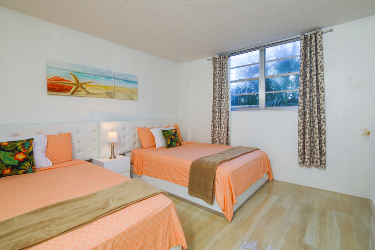 Bedroom 3, Sunny Isles Ocean Reserve Condo Apartments, Miami-Dade
