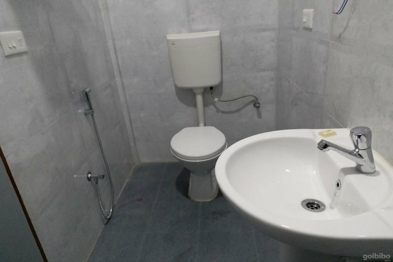 Bathroom 4, GANGA DARSHAN HOTEL AND RESORT, Varanasi