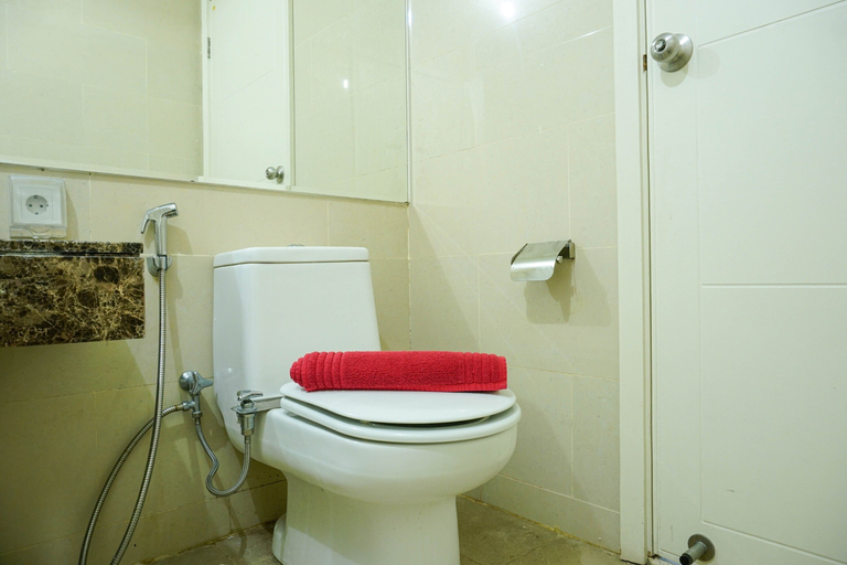 Bathroom 3, Strategic and Exclusive Stay 1BR @ Casa Grande Apartment, Jakarta Selatan