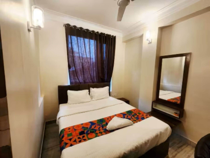 Room 2, Golden Retreat Guest House, Kolkata