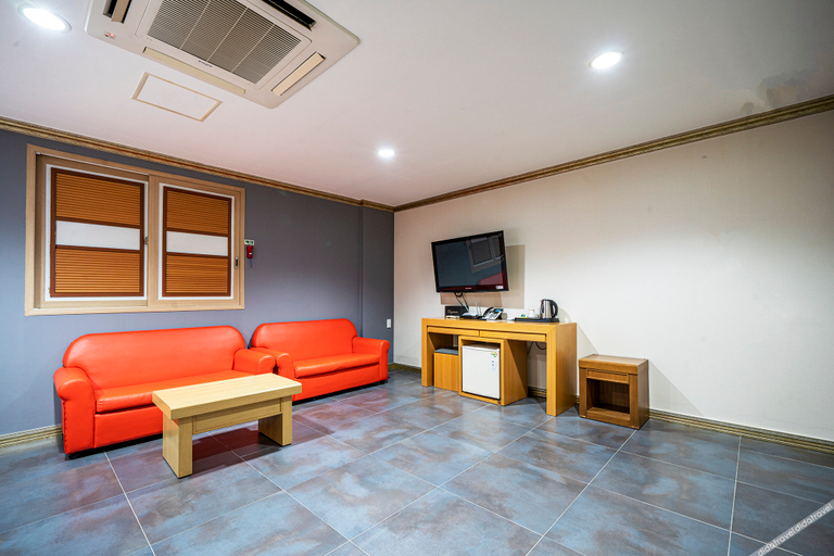 Others 2, Changnyeong Bugok Hotel DW (DW), Changnyeong