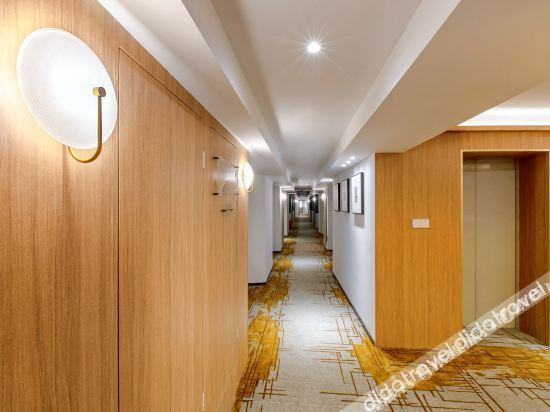 Hotel Interior or Public Areas
