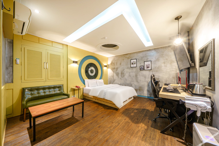 Bedroom 3, Suwon City Hall Station Block 24, Suwon