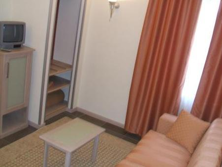 Others 4, Hotel Mediterraneo, Livorno