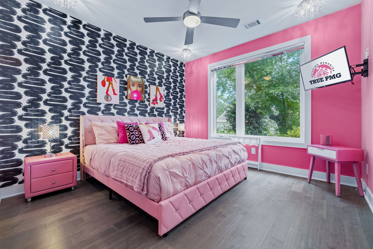Room 2, Barbie s Nashville Bachelorette Bash, Davidson