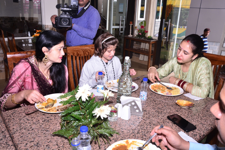 Food & Drinks 4, Highland Village Resort, Kangra