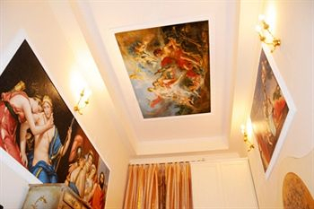 Others 5, Ani' B&B, Roma