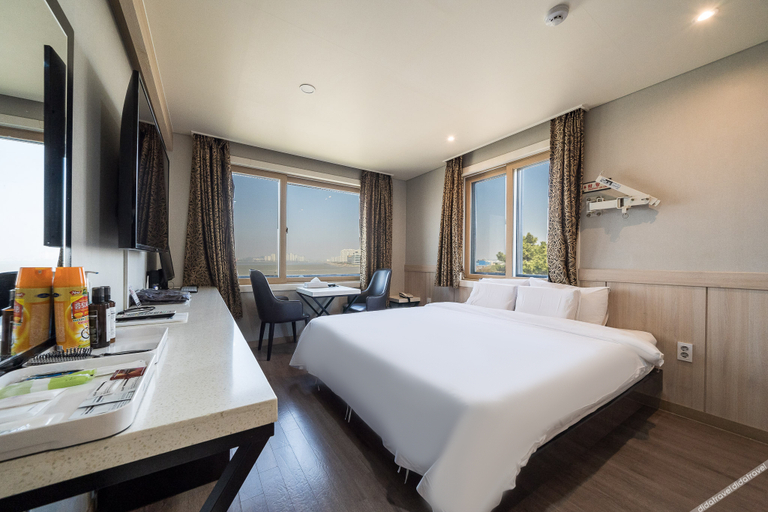 Bedroom 2, Oido Westlaven Hotel, Siheung