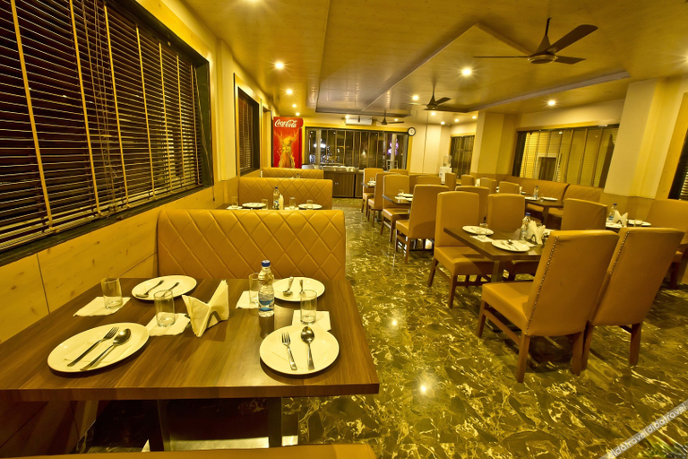 Food & Drinks 5, Quartz Himalayan Brothers, Kangra