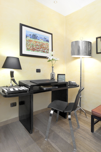 Others, LHP Hotel Siena, Rome