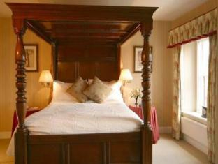 Others 3, The Angel Inn, West Sussex