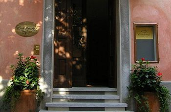 Others 5, Castelbourg, Cuneo