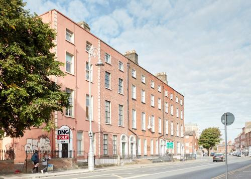 Others 5, Sonder Mountjoy Square, Dublin