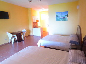 Others 4, Rival Hotel, le Cap-Haïtien