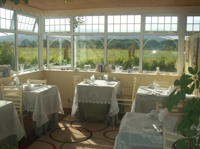 Food & Drinks 5, River Meadows B&B