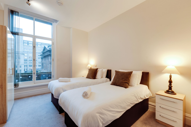 Room 5, One by Elite, Sefton