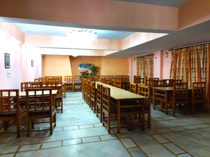 Food & Drinks 5, Goroomgo Radha Continental Nainital, Nainital