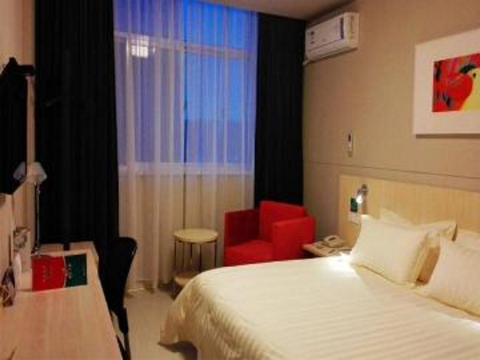 Bedroom 2, Jinjiang Inn Haian Train Station Branch, Nantong