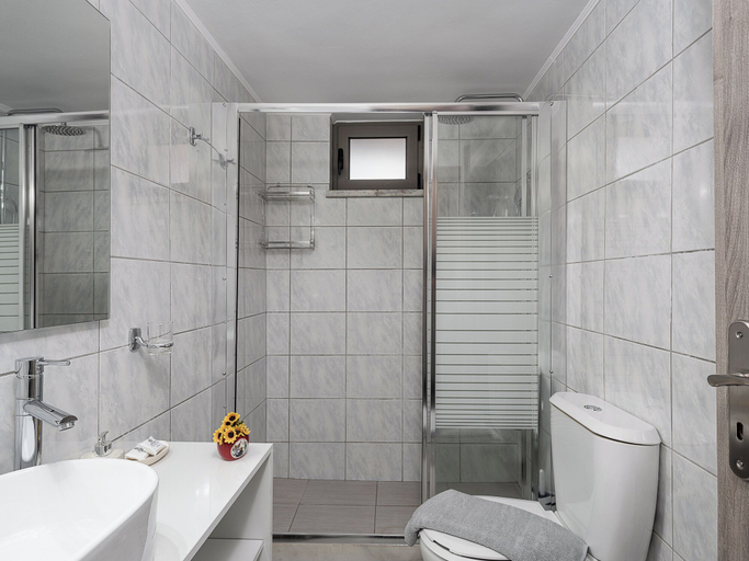 Bathroom 2, Alkistis Sweet Homes, Crete