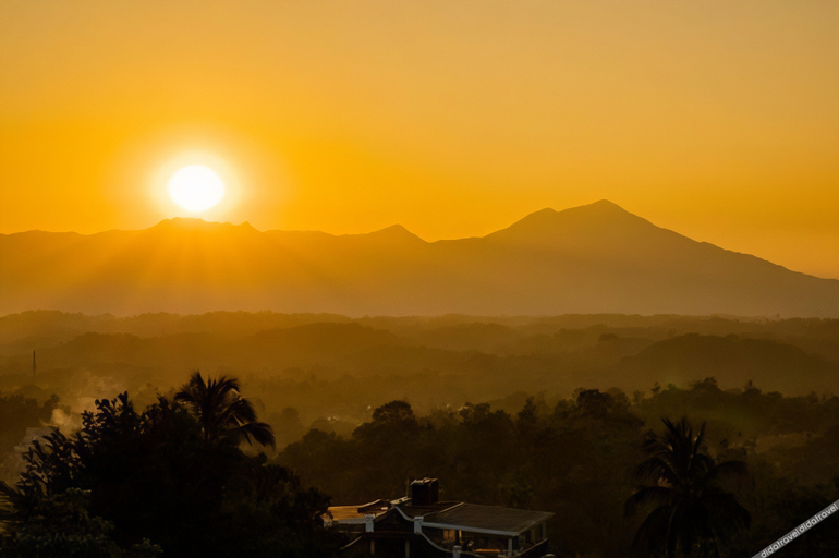 Others 4, Raveendra Inn, Wayanad