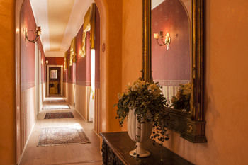 Hallway, Castello di Spessa - Residenze d'Epoca, Gorizia